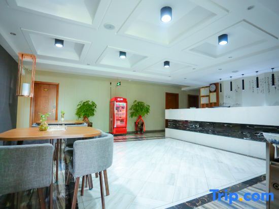 Лунъянь: Tianlong Apartment Hotel
