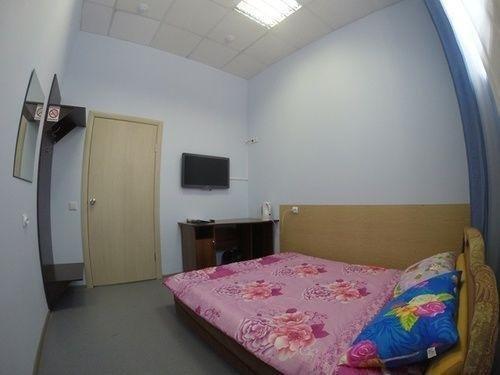 Красноярск: Меблированные комнаты Edem Praviy Bereg