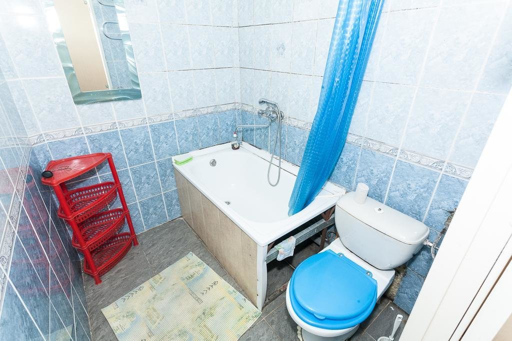 Красноярск: Меблированные комнаты Эдем Советский Спутник