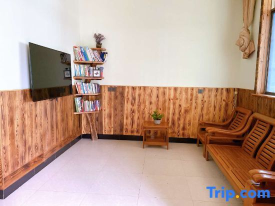 Ханчжоу: Qingdeng Mountain House (Lin'an Baima cliff scenic spot store)