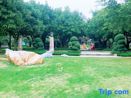Цзиньюань: Qingyuan Hengda Yilin Yashe Drifting Holiday Villa