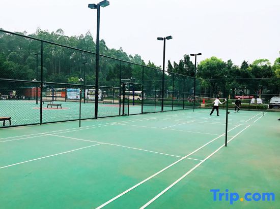 Цзиньюань: Qingyuan Hengda Yilin Yashe Drifting Holiday Villa