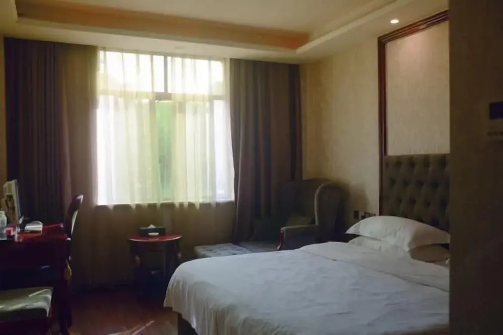 Юнчжоу: Jiaruisi Hotel