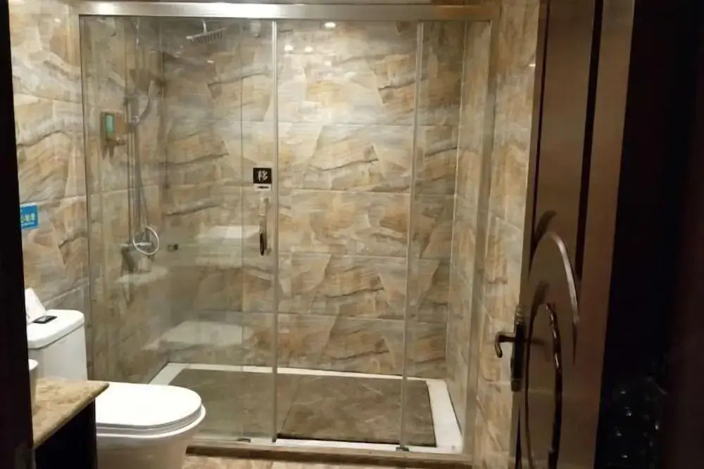 Юнчжоу: Jiaruisi Hotel