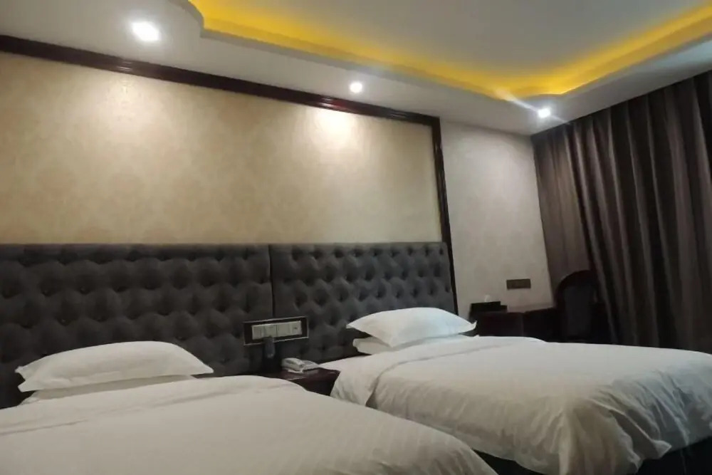 Юнчжоу: Jiaruisi Hotel