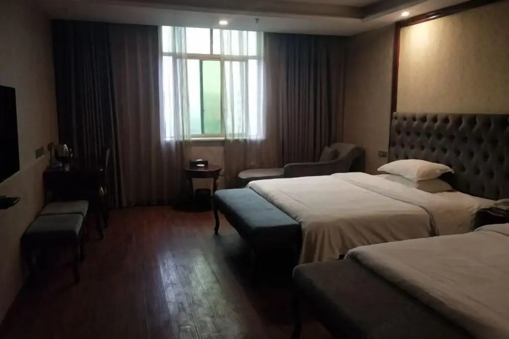 Юнчжоу: Jiaruisi Hotel