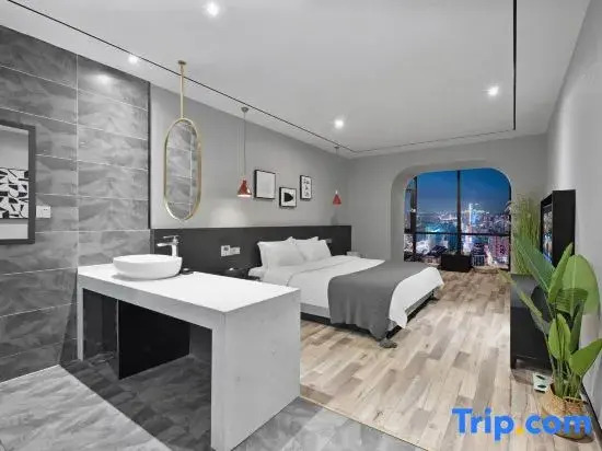 Чунцин: Cloud 51·High-altitude Quanjiang View Hotel (Chongqing Jiefangbei Cloud Eye)