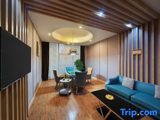 Наньчун: Wise Confidencen Jin Cheng Hotel