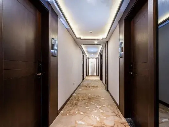 Цзиньхуа: Jinhua Hongjia · He Hotel (Jinhua Motor City Fruit Market)