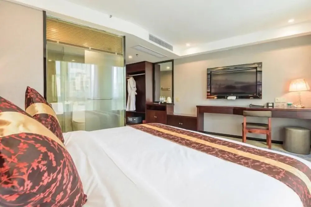 Гуйлинь: Days Inn by Wyndham Business Place Guilin Yishun