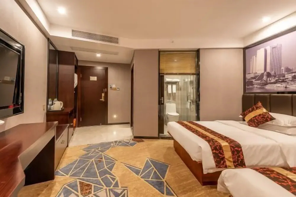 Гуйлинь: Days Inn by Wyndham Business Place Guilin Yishun