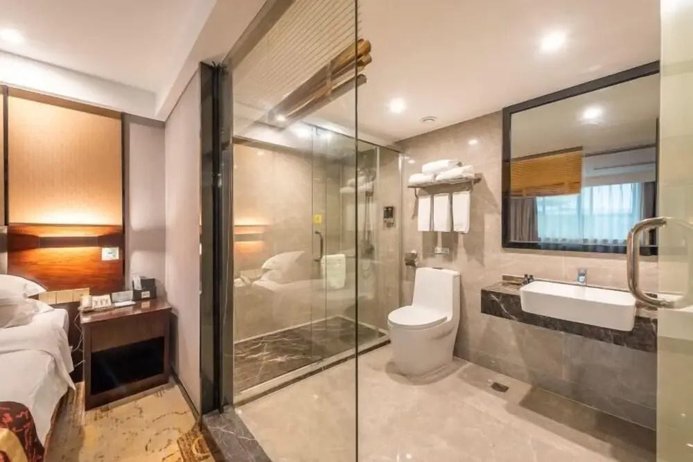 Гуйлинь: Days Inn by Wyndham Business Place Guilin Yishun
