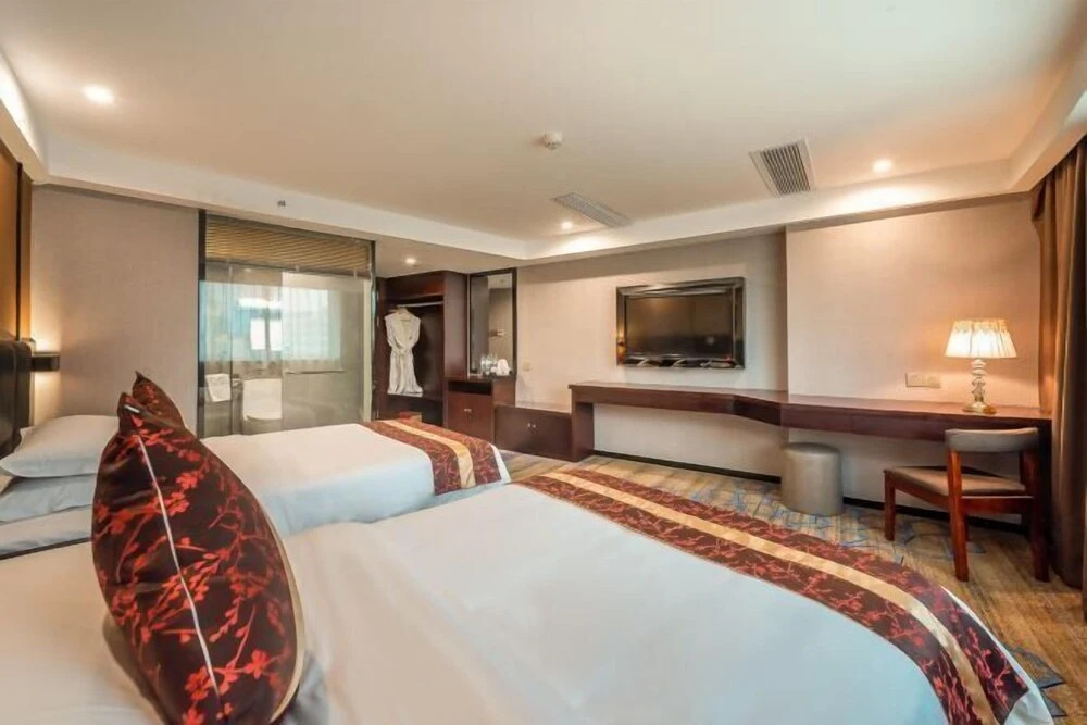 Гуйлинь: Days Inn by Wyndham Business Place Guilin Yishun