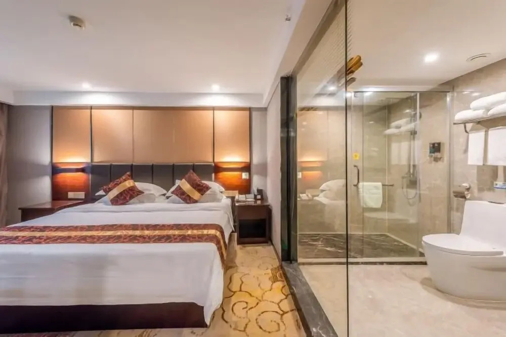 Гуйлинь: Days Inn by Wyndham Business Place Guilin Yishun