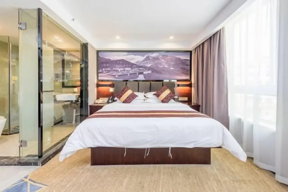 Гуйлинь: Days Inn by Wyndham Business Place Guilin Yishun