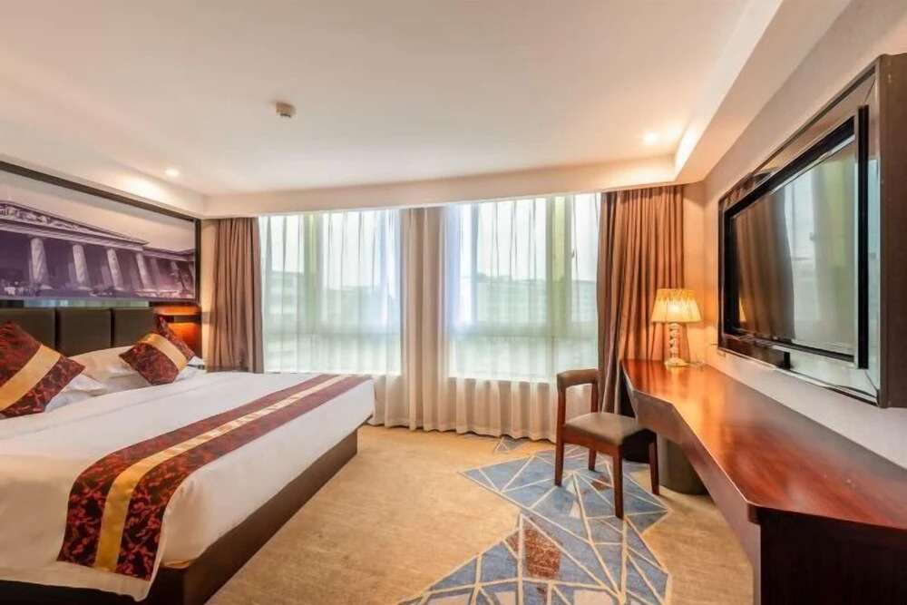 Гуйлинь: Days Inn by Wyndham Business Place Guilin Yishun