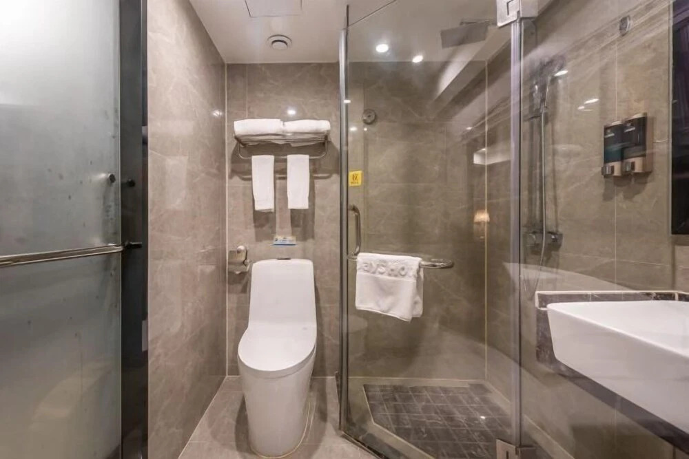 Гуйлинь: Days Inn by Wyndham Business Place Guilin Yishun