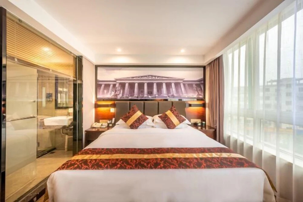 Гуйлинь: Days Inn by Wyndham Business Place Guilin Yishun