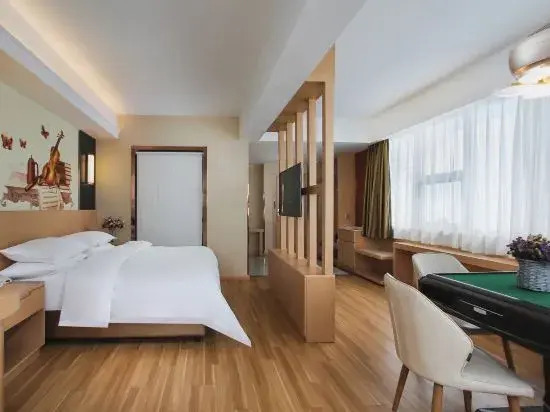 Тайчжоу: Vienna Hotel (Taixing Sports Center)