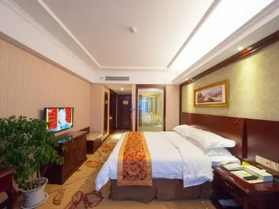 Тайчжоу: Vienna Hotel (Taixing Sports Center)