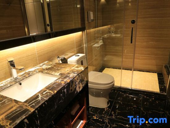 Джиангме: Haihe Business Hotel