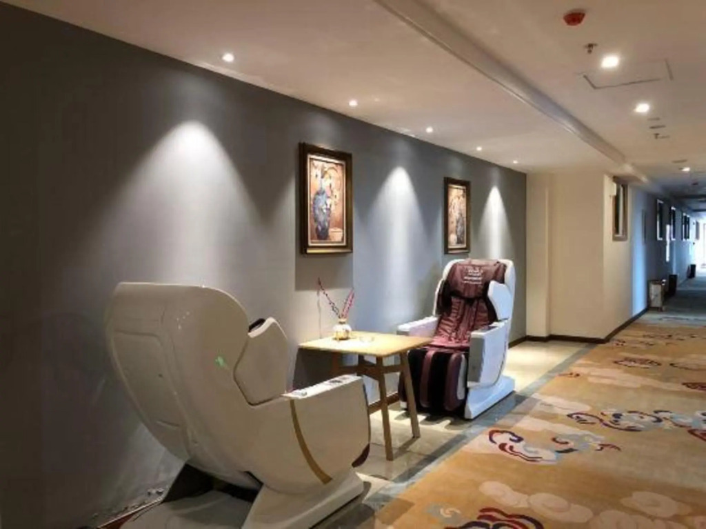 Чунцин: Aerzi Holiday Hotel