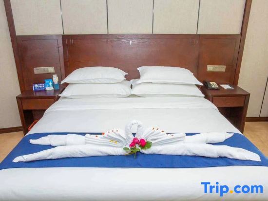 Лишуй: Phoenix International Hotel
