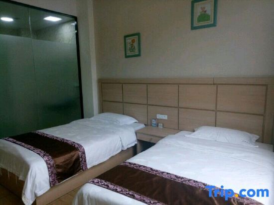 Цюйцзин: Luoping Buyi Inn