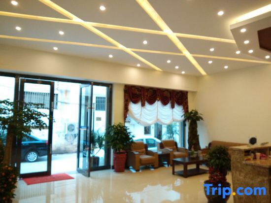 Цюйцзин: Luoping Buyi Inn