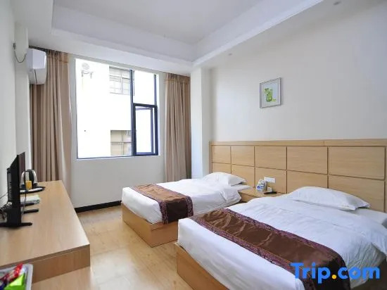 Цюйцзин: Luoping Buyi Inn