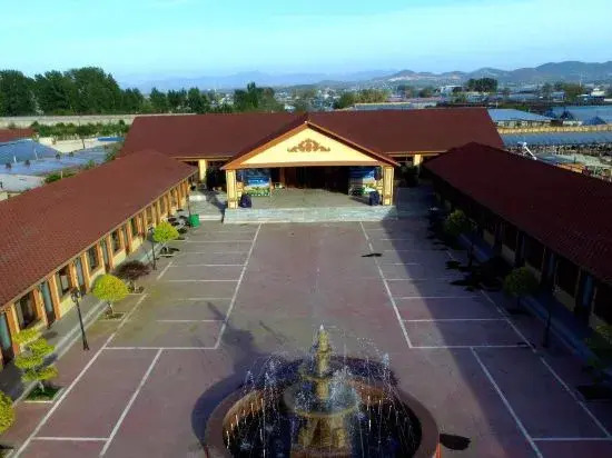 Инкоу: Baishawan Shengshui Jin'an Holiday Hotel
