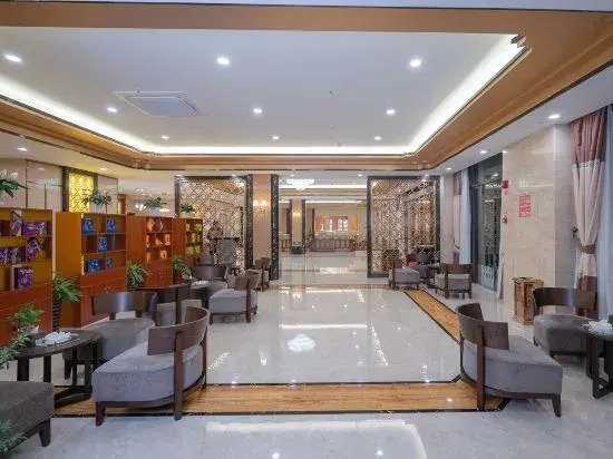 Баошань: Champs Hotel