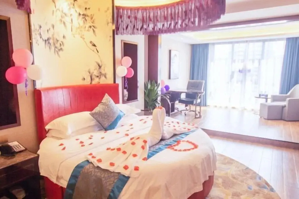 Хуайхуа: Bolin International Hotel
