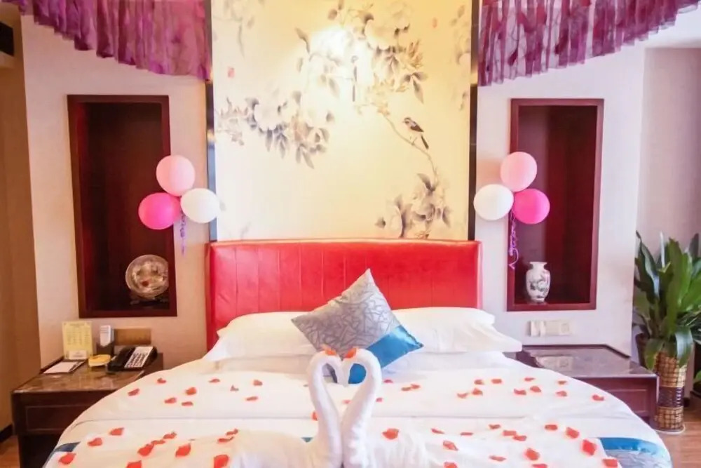Хуайхуа: Bolin International Hotel