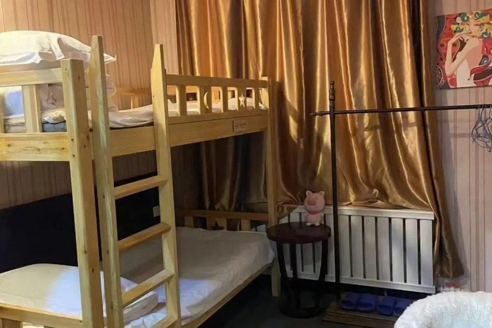 Шэньян: Not Alone Minyao Youth Hostel