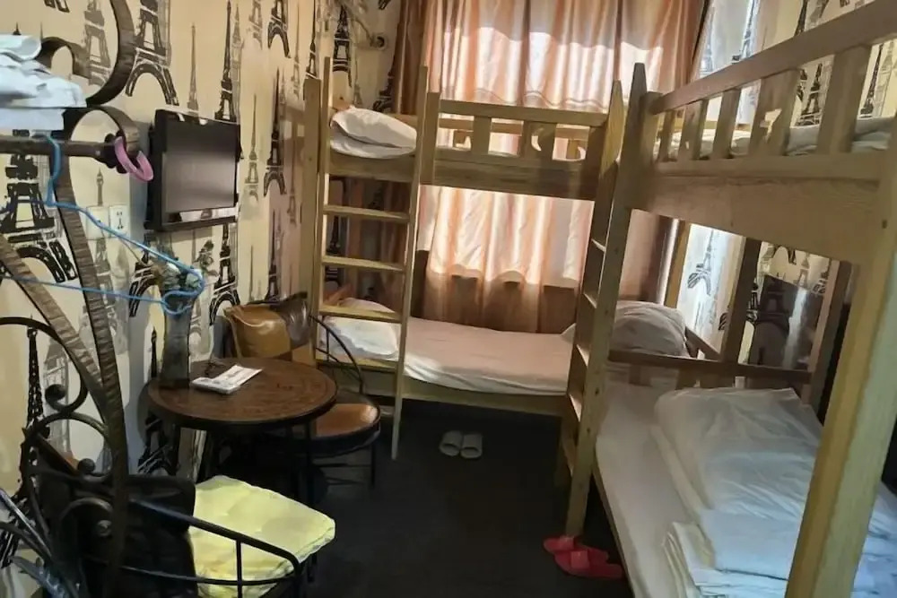 Шэньян: Not Alone Minyao Youth Hostel
