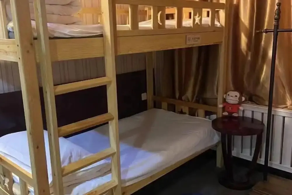 Шэньян: Not Alone Minyao Youth Hostel