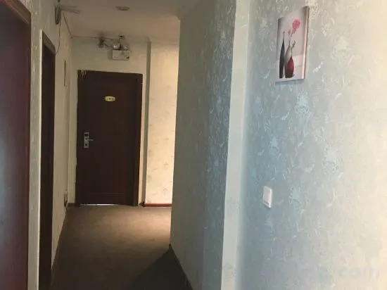 Лоуди: Qianxun Hotel