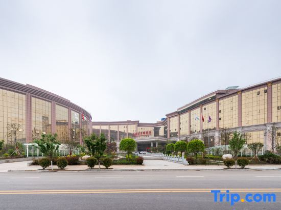 Баоцзи: Taibai Mountain Wanguo Hotel