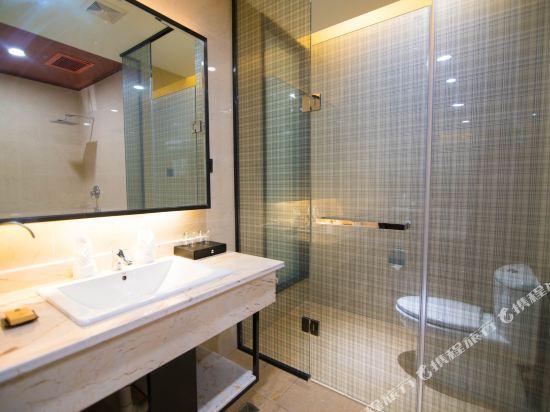 Баоцзи: Taibai Mountain Wanguo Hotel