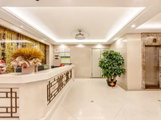 Чжаоцин: Hotel in Fullin