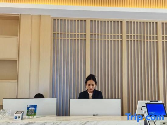 Кюнес: Wenming Hotel