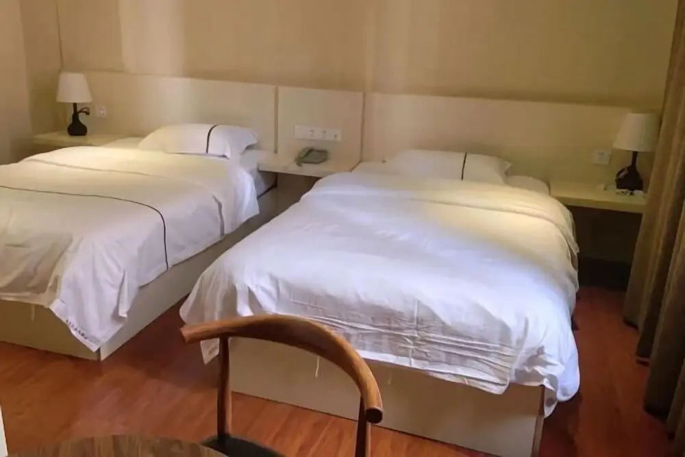 Наньнин: YESET International Hotel (Shanglin Chengzhou Road)