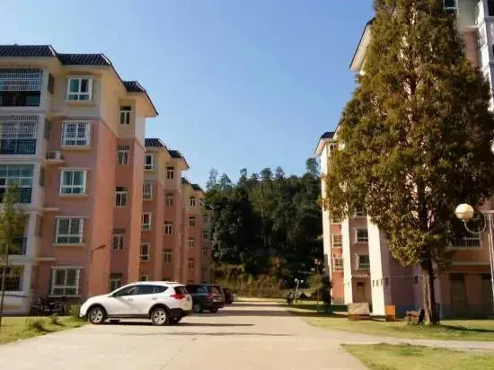 Шаогуань: Blue Mountain Xinyuan Apartment