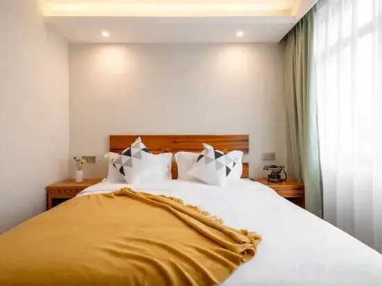 Lanyang: V8 Express Hotel