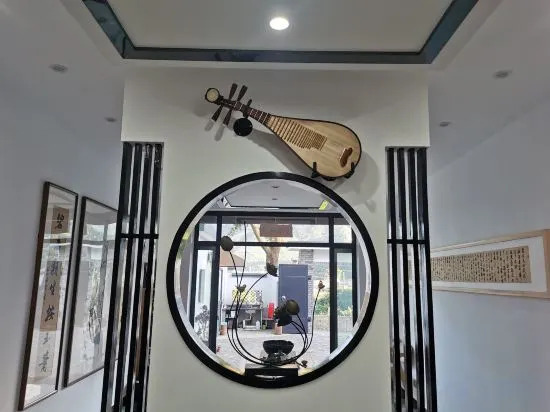 carousel image 1