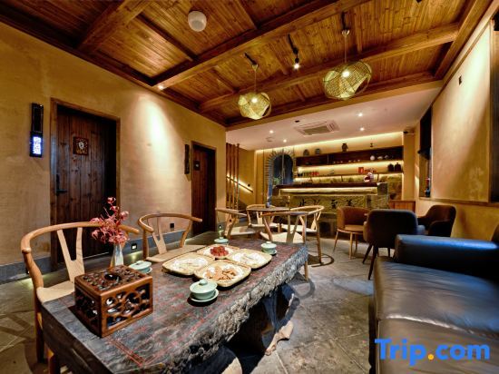 Хуаншань: Bushe Wenyue Guesthouse