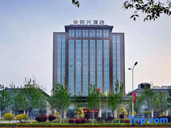 Синтай: Sunshine Hotel