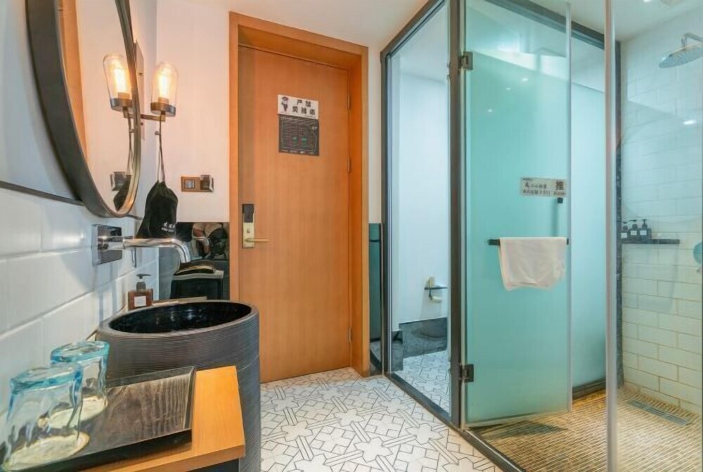 Мэйшань: Huiyue Design Hotel