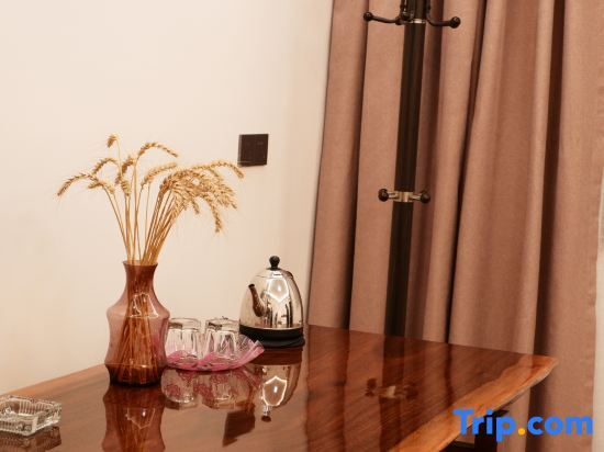 Лишуй: Shiqidong Hostel